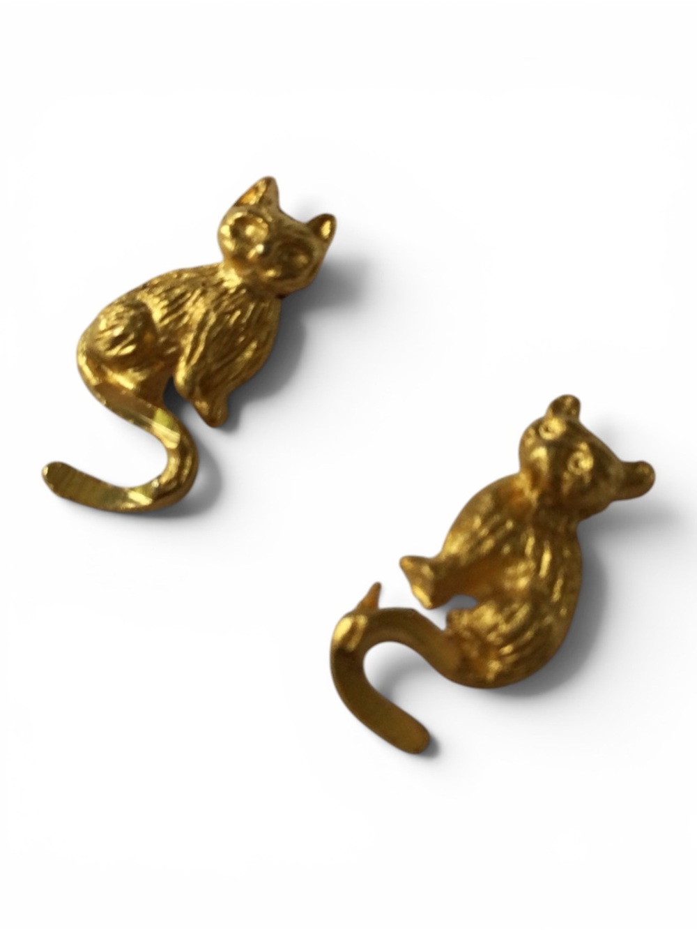 Vintage CLAIRE’S Gold-Tone Curly Tail Kitty Cat Mini Stud Earrings - NOS - Picture 7 of 9